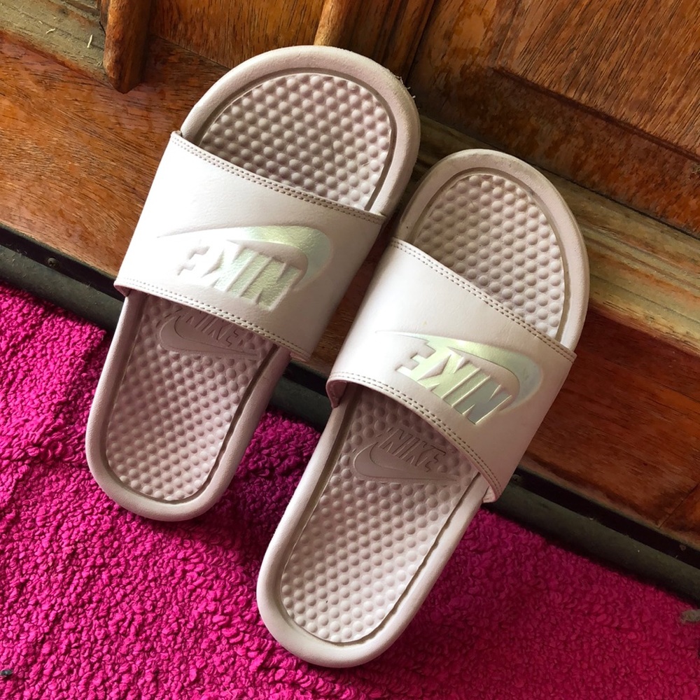 Nike slide